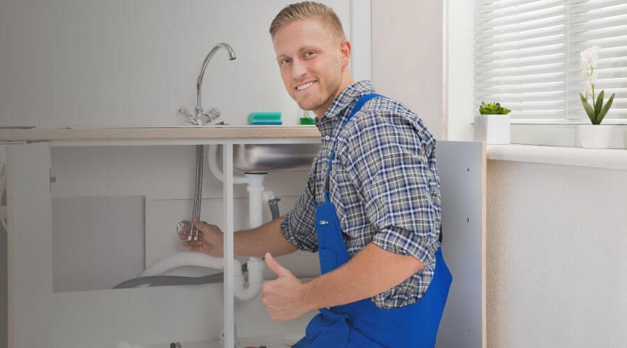 Weekend Plumber Service in Allouez, MI